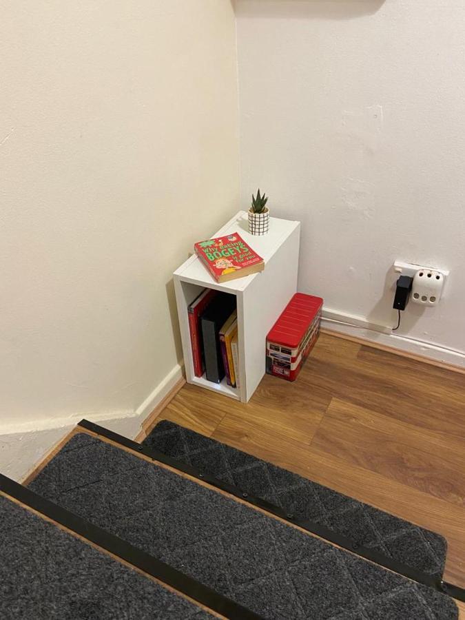 Single And Doubles Rooms Close To Central Londres Exterior foto