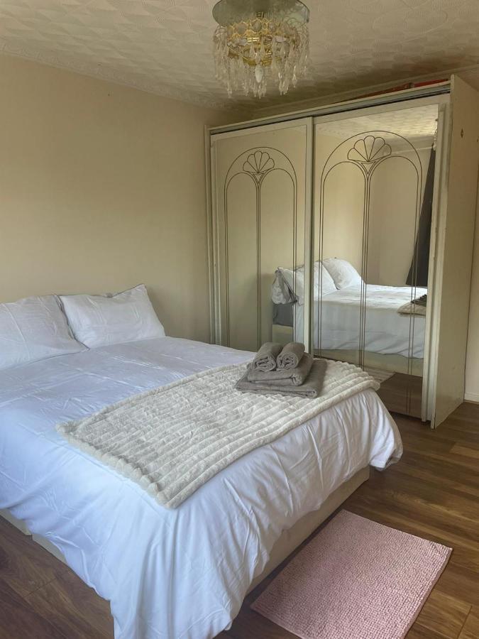 Single And Doubles Rooms Close To Central Londres Exterior foto
