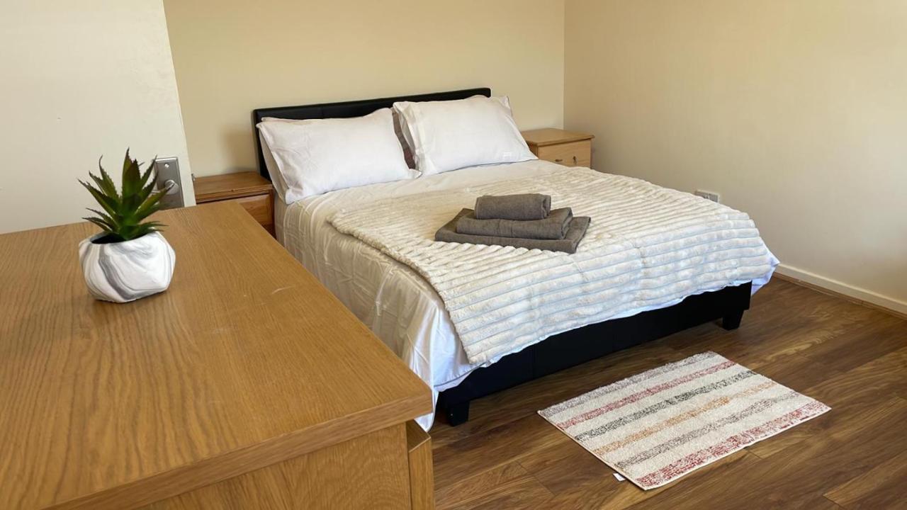 Single And Doubles Rooms Close To Central Londres Exterior foto